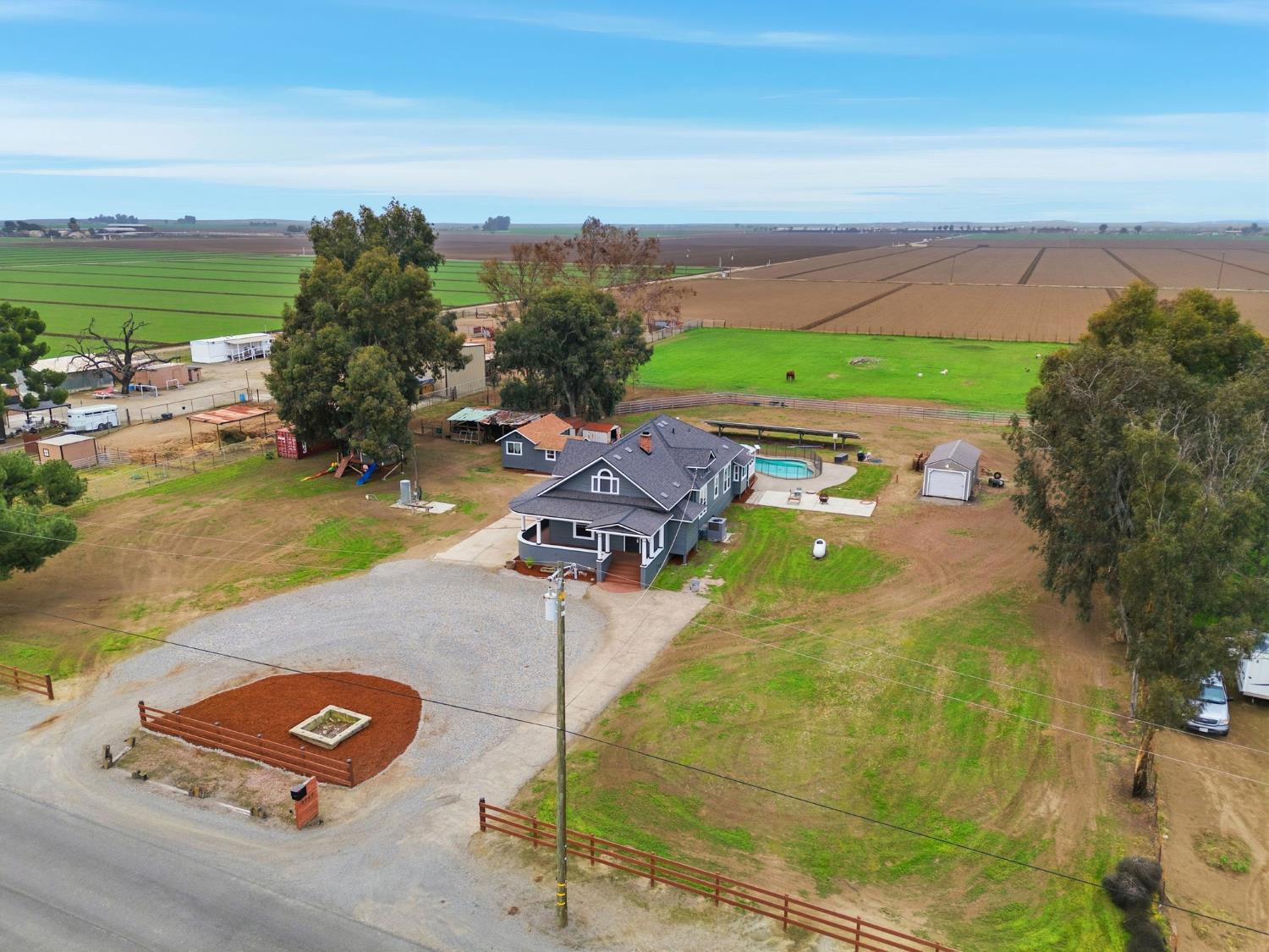 9547 Iona, Hanford, CA 93230