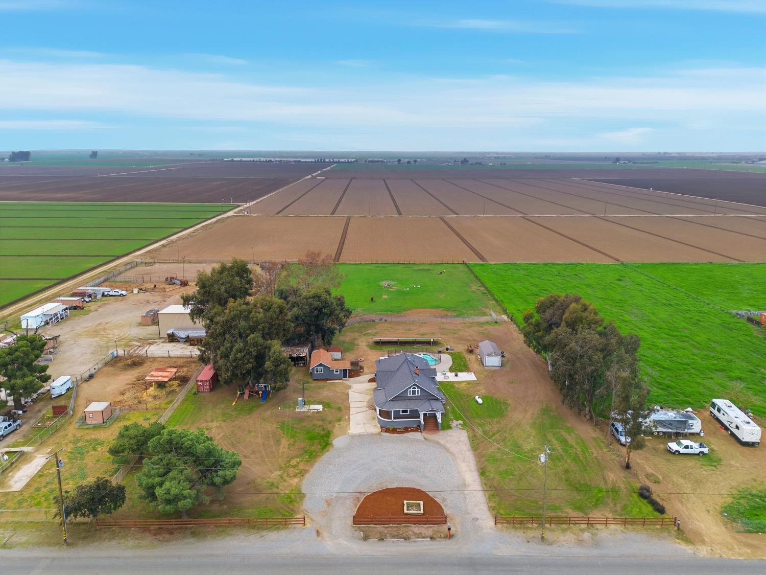 9547 Iona, Hanford, CA 93230