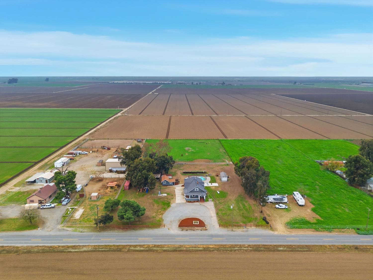 9547 Iona, Hanford, CA 93230