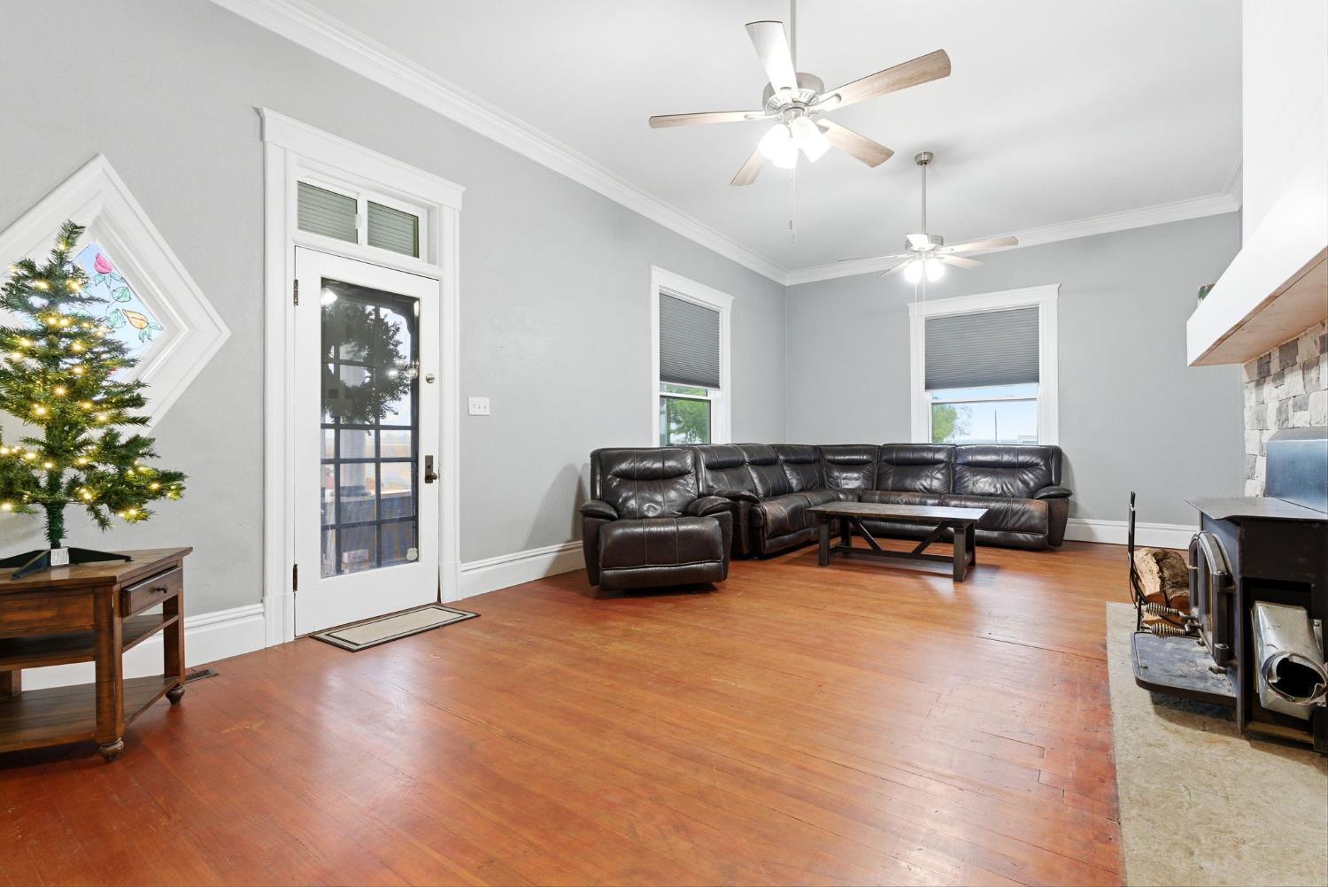 9547 Iona, Hanford, CA 93230