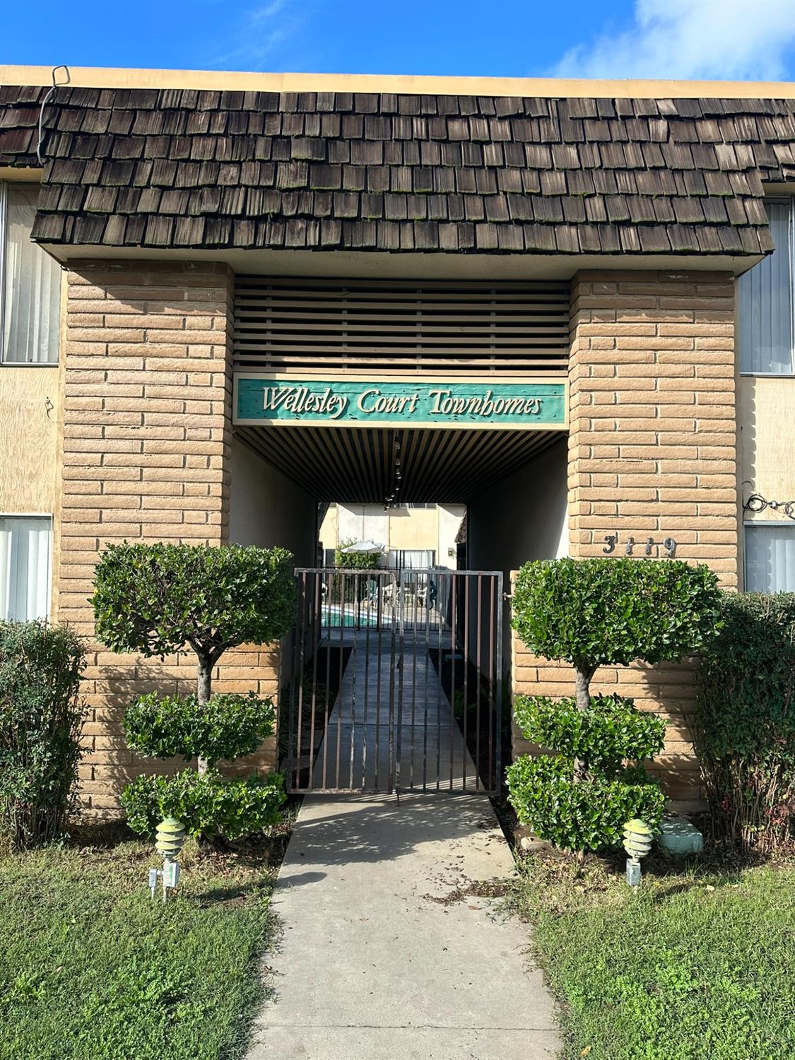 3109 3119 N Thorne Ave, Fresno, CA 93704