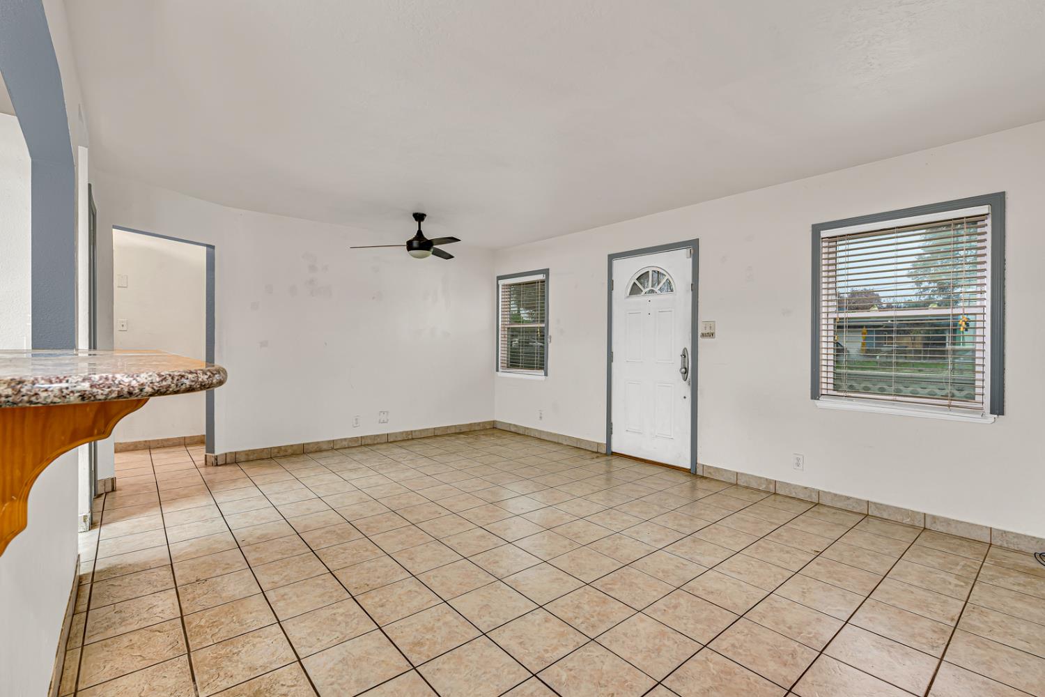 1212 E Saginaw Way, Fresno, CA 93704