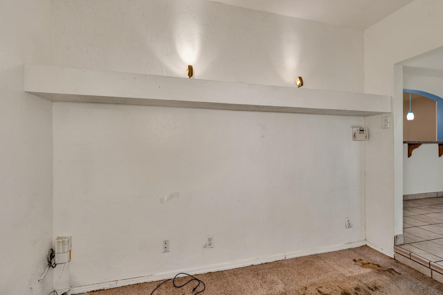 1212 E Saginaw Way, Fresno, CA 93704