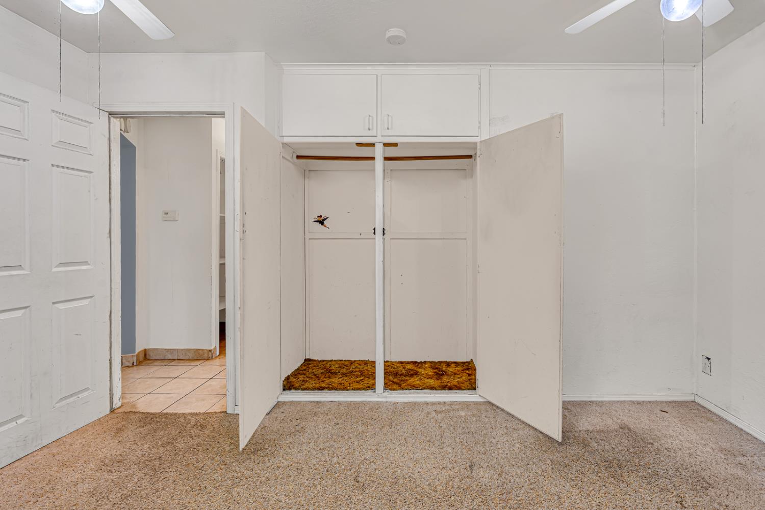 1212 E Saginaw Way, Fresno, CA 93704