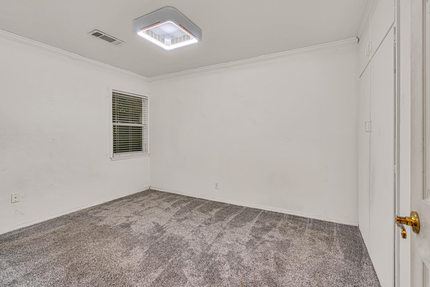 1212 E Saginaw Way, Fresno, CA 93704