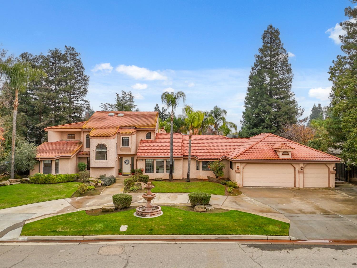 375 W Hagler Ave, Fresno, CA 93711