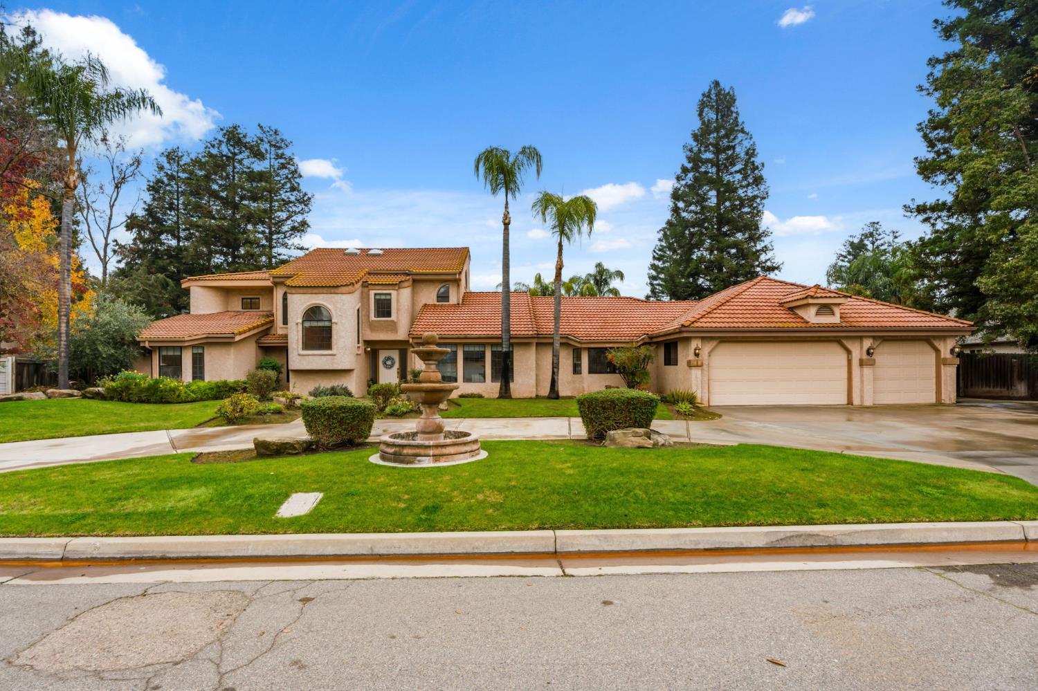 375 W Hagler Ave, Fresno, CA 93711