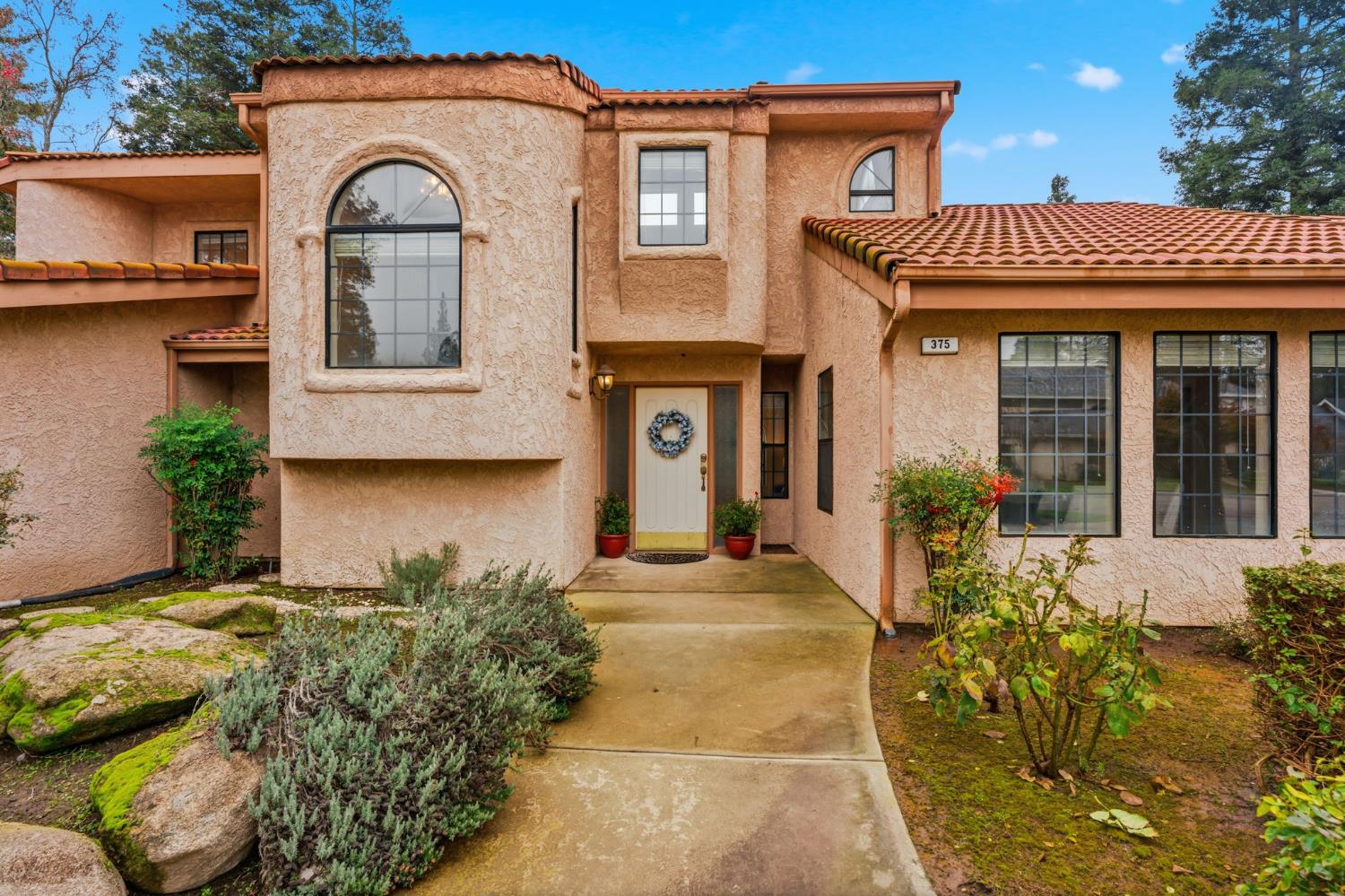 375 W Hagler Ave, Fresno, CA 93711