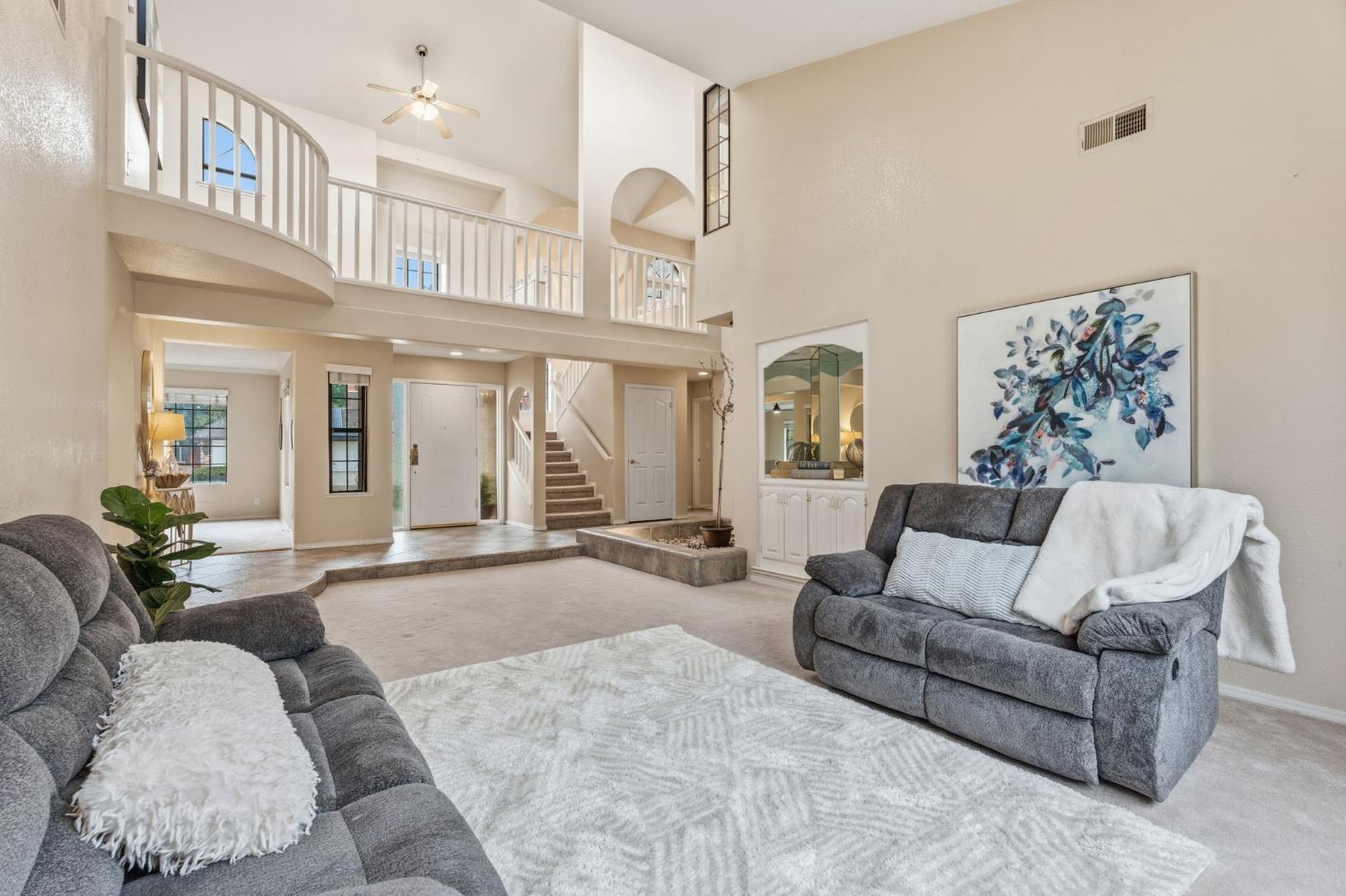 375 W Hagler Ave, Fresno, CA 93711