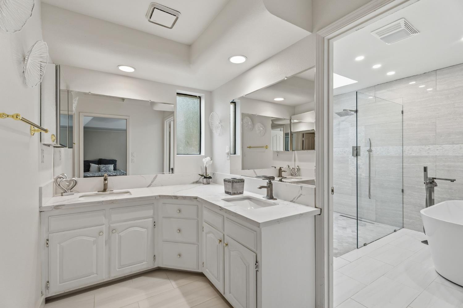 375 W Hagler Ave, Fresno, CA 93711