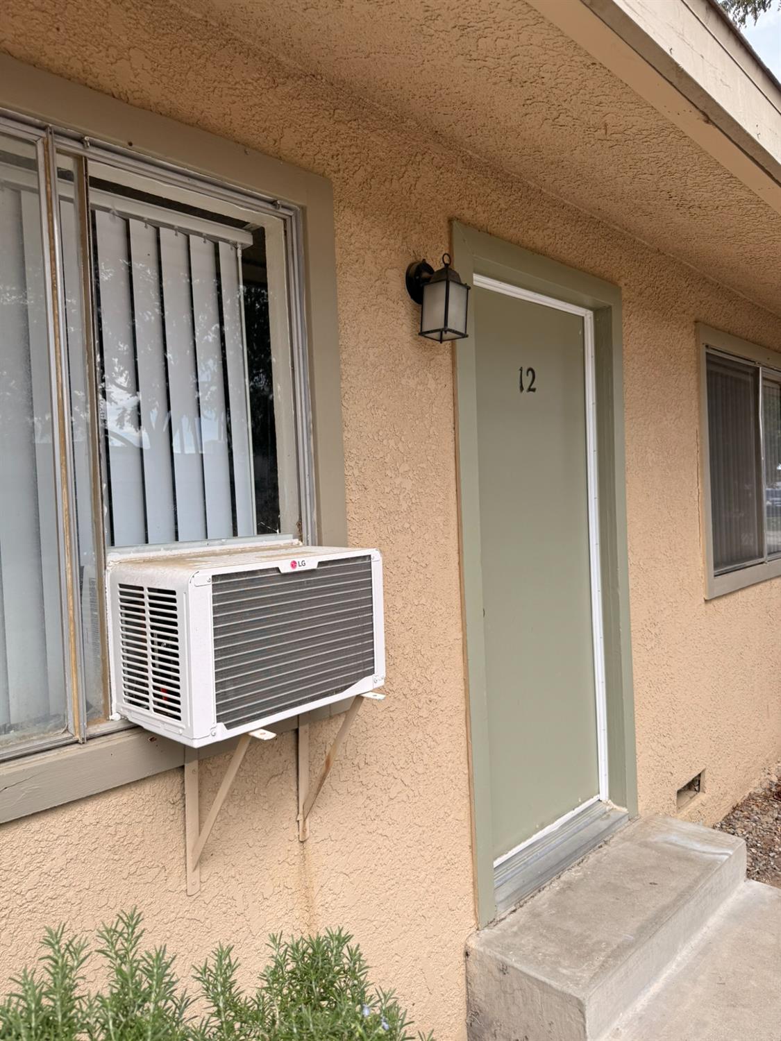 201 E Walnut Ave, Coalinga, CA 93210