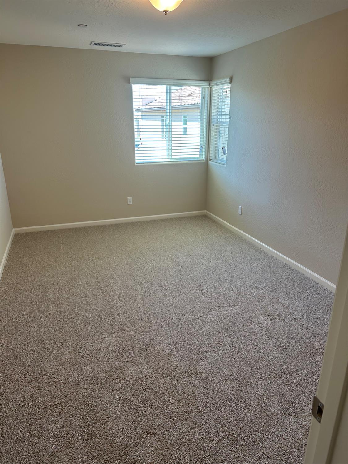 1122 Elevations Way W, Madera, CA 93636