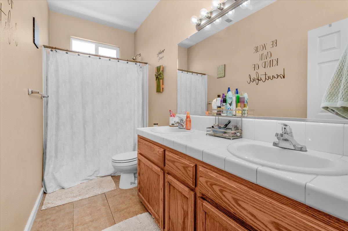 6164 W Keats, Fresno, CA 93723