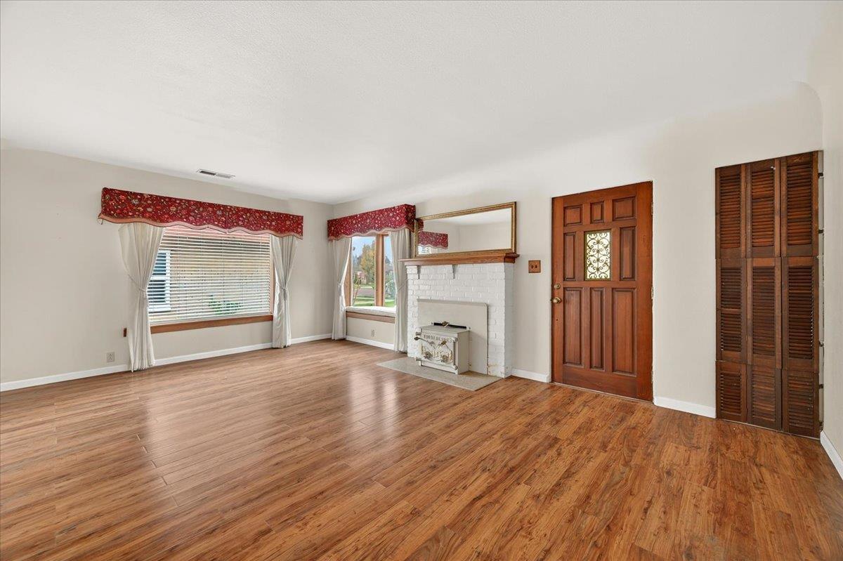 311 S K St, Madera, CA 93637