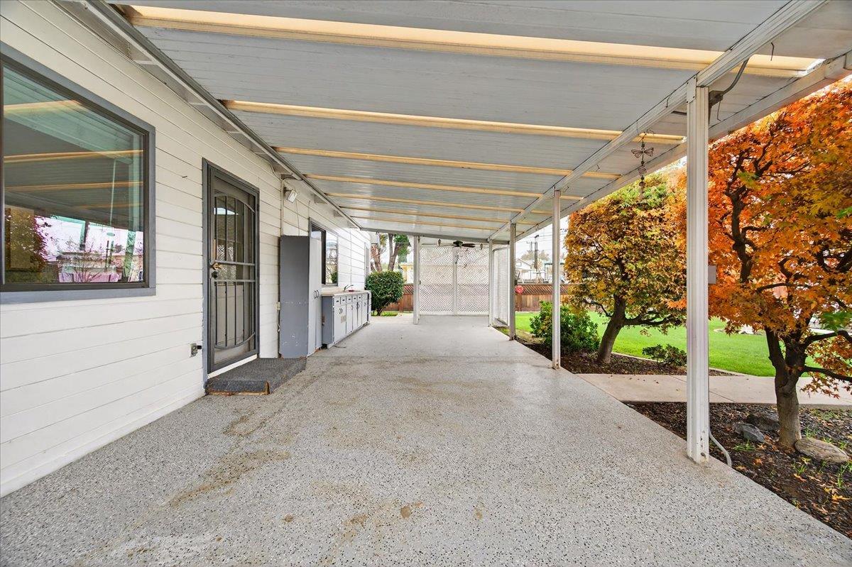 311 S K St, Madera, CA 93637