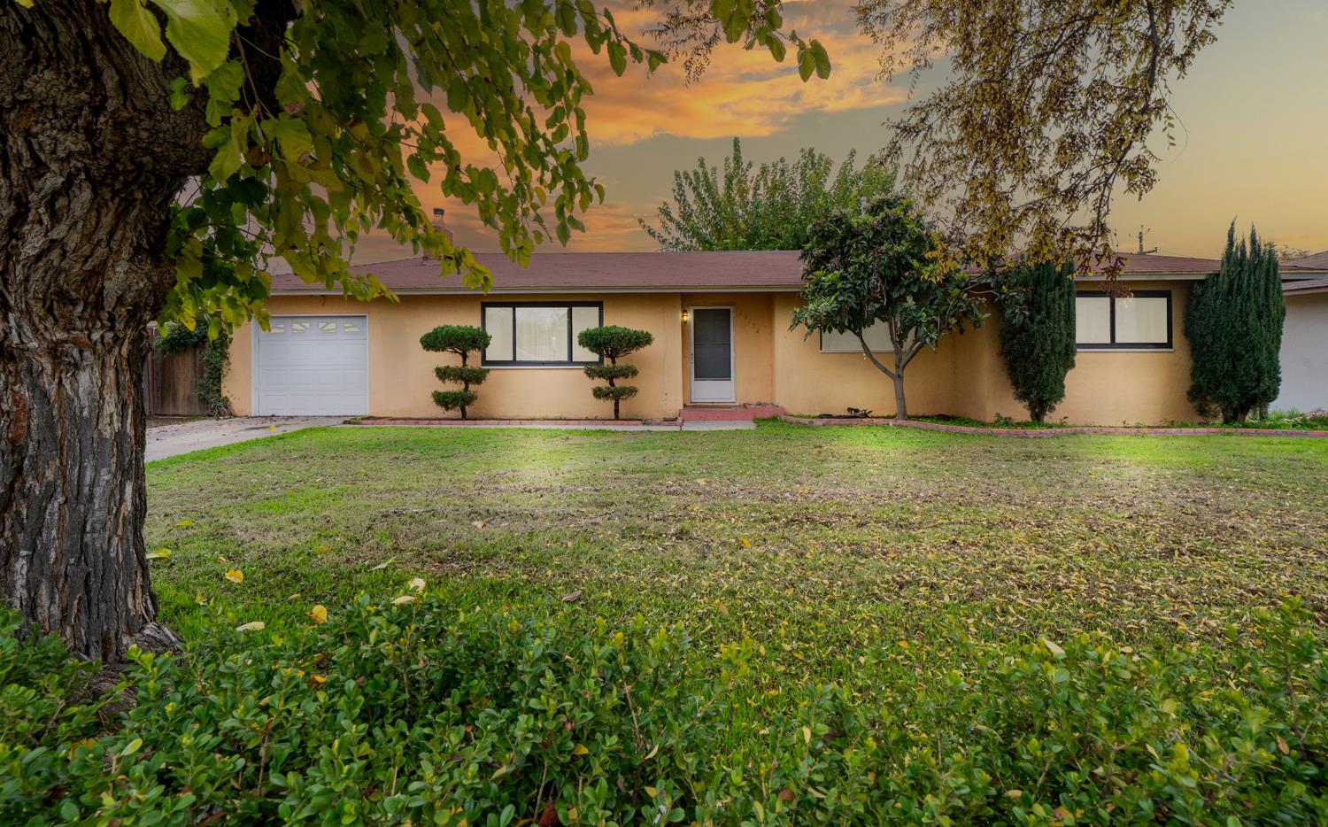 27152 Perkins Rd, Madera, CA 93637