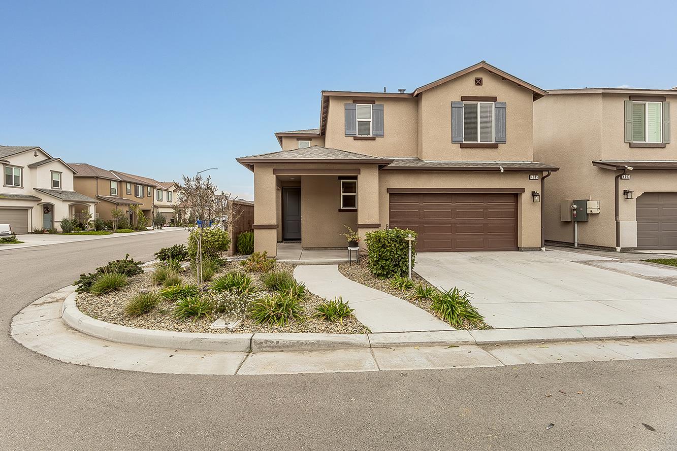 4085 N Sandrini Ave, Fresno, CA 93723