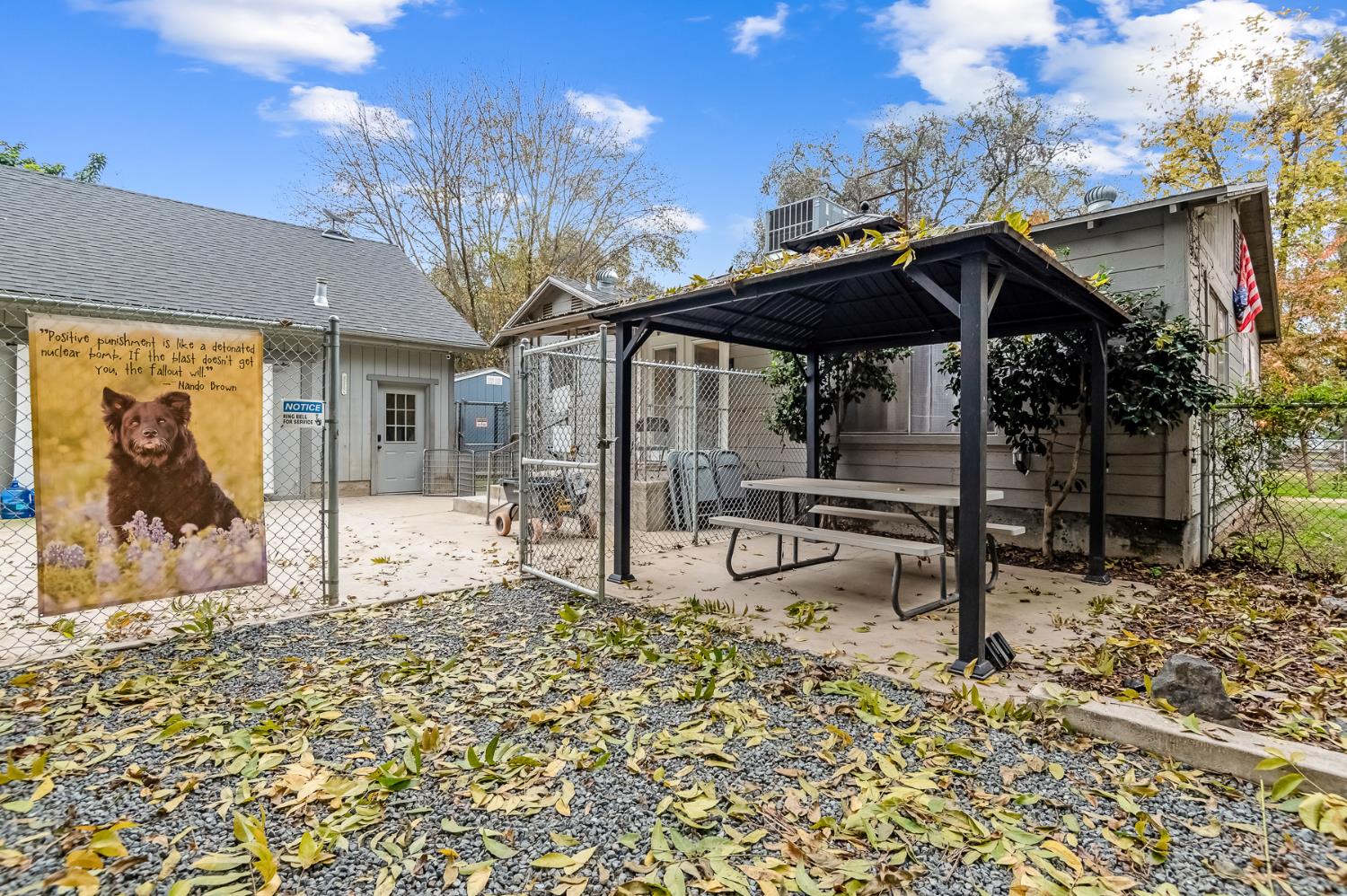 18701 Lort Dr, Visalia, CA 93292