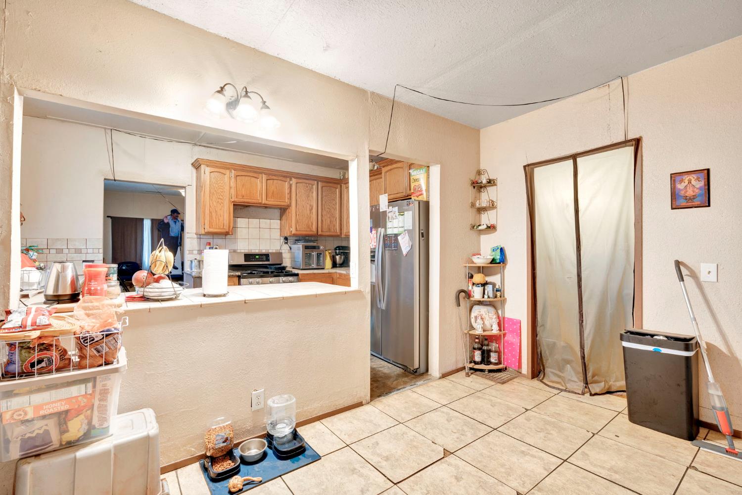 914 Clinton St, Madera, CA 93638