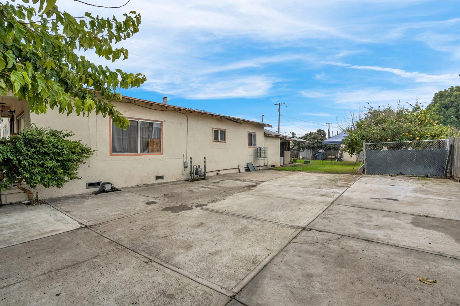 914 Clinton St, Madera, CA 93638