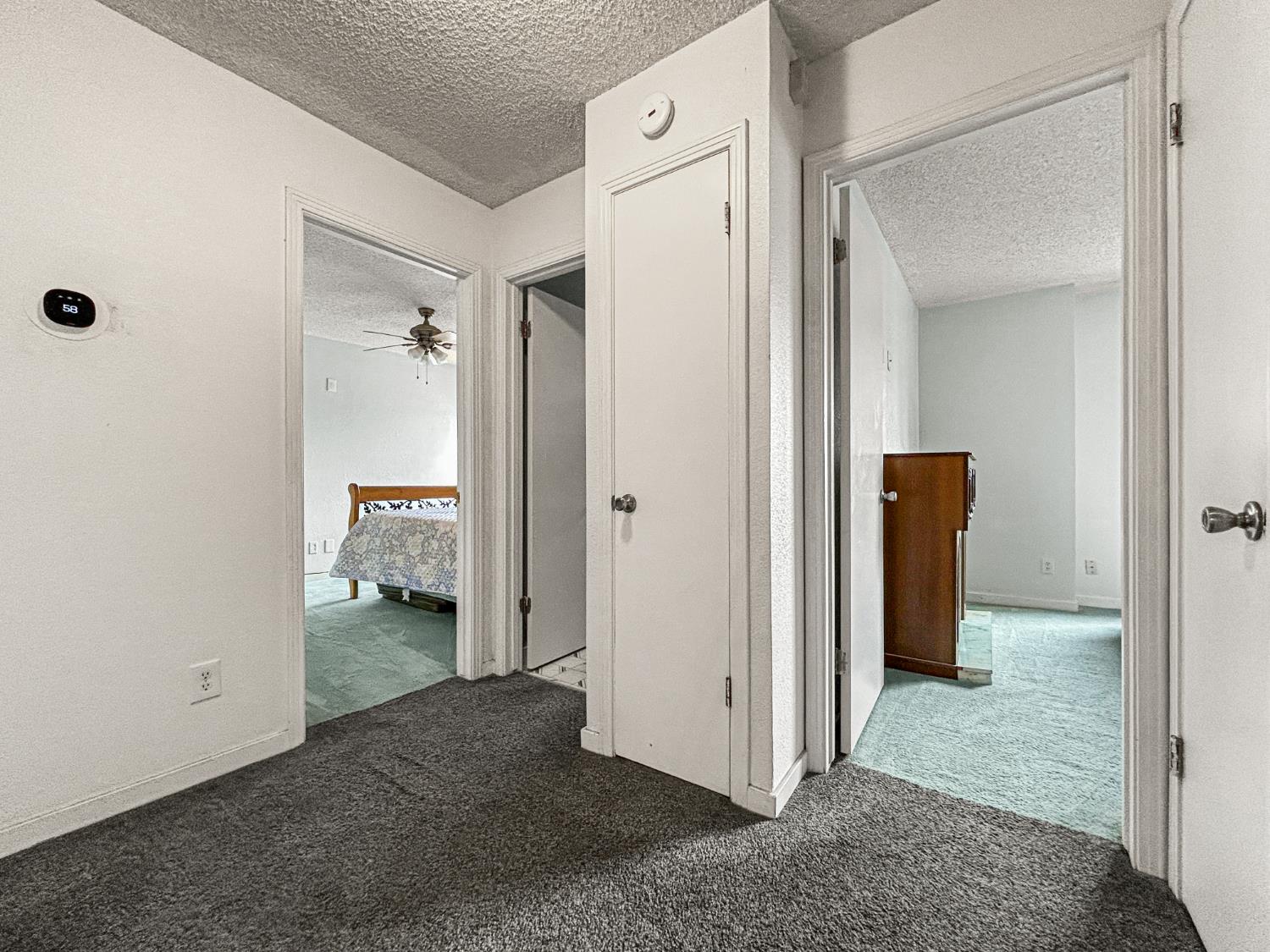 3243 N Dewey Ave, Fresno, CA 93722