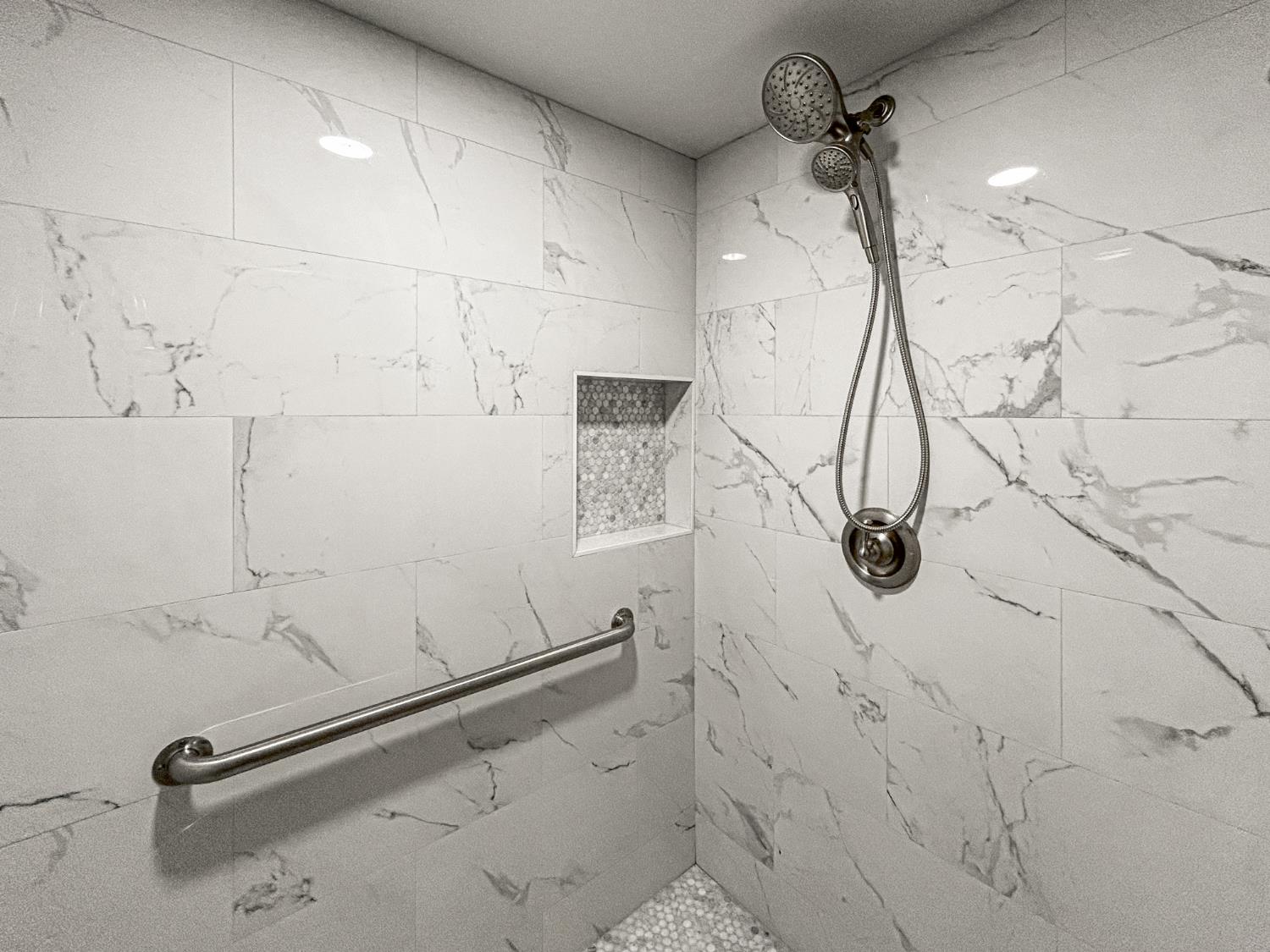 3243 N Dewey Ave, Fresno, CA 93722