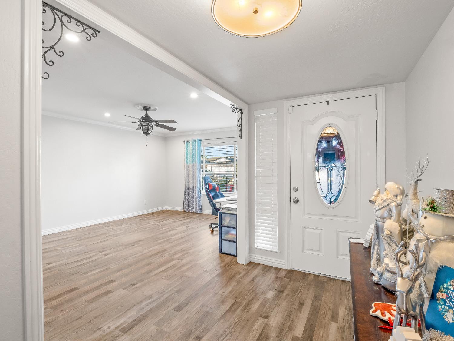 3279 W Rialto Ave, Fresno, CA 93722