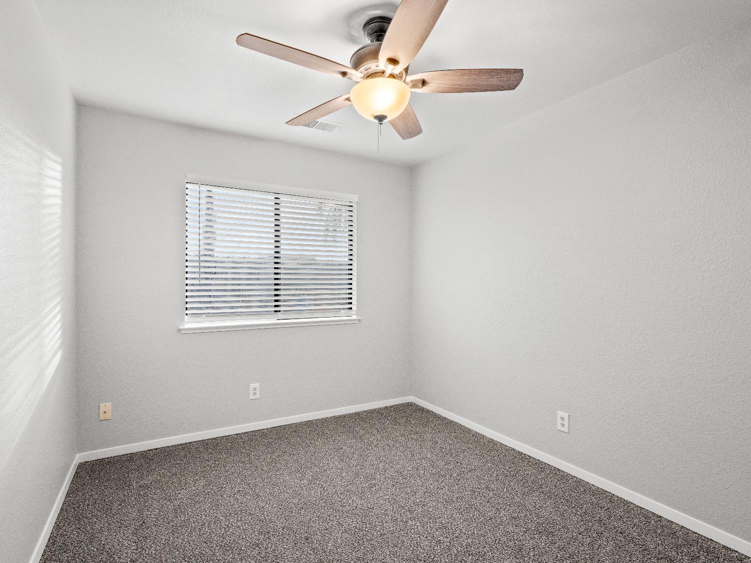 1650 Fir Ave, Clovis, CA 93611