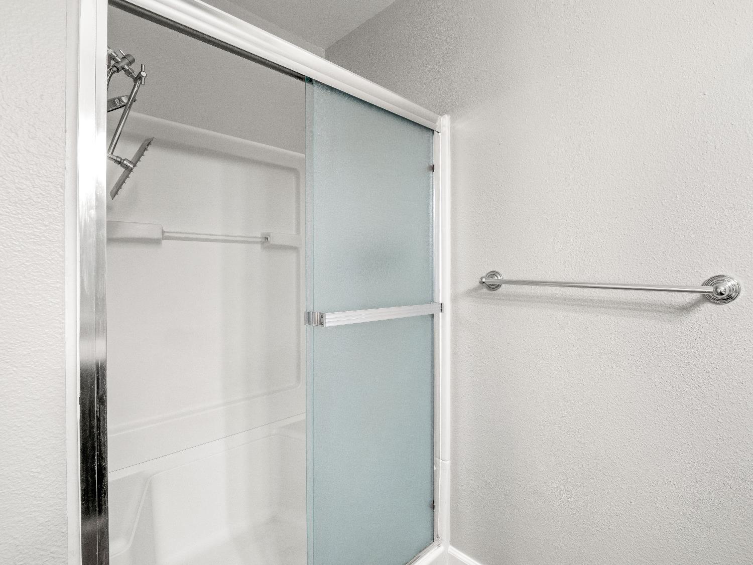 1650 Fir Ave, Clovis, CA 93611