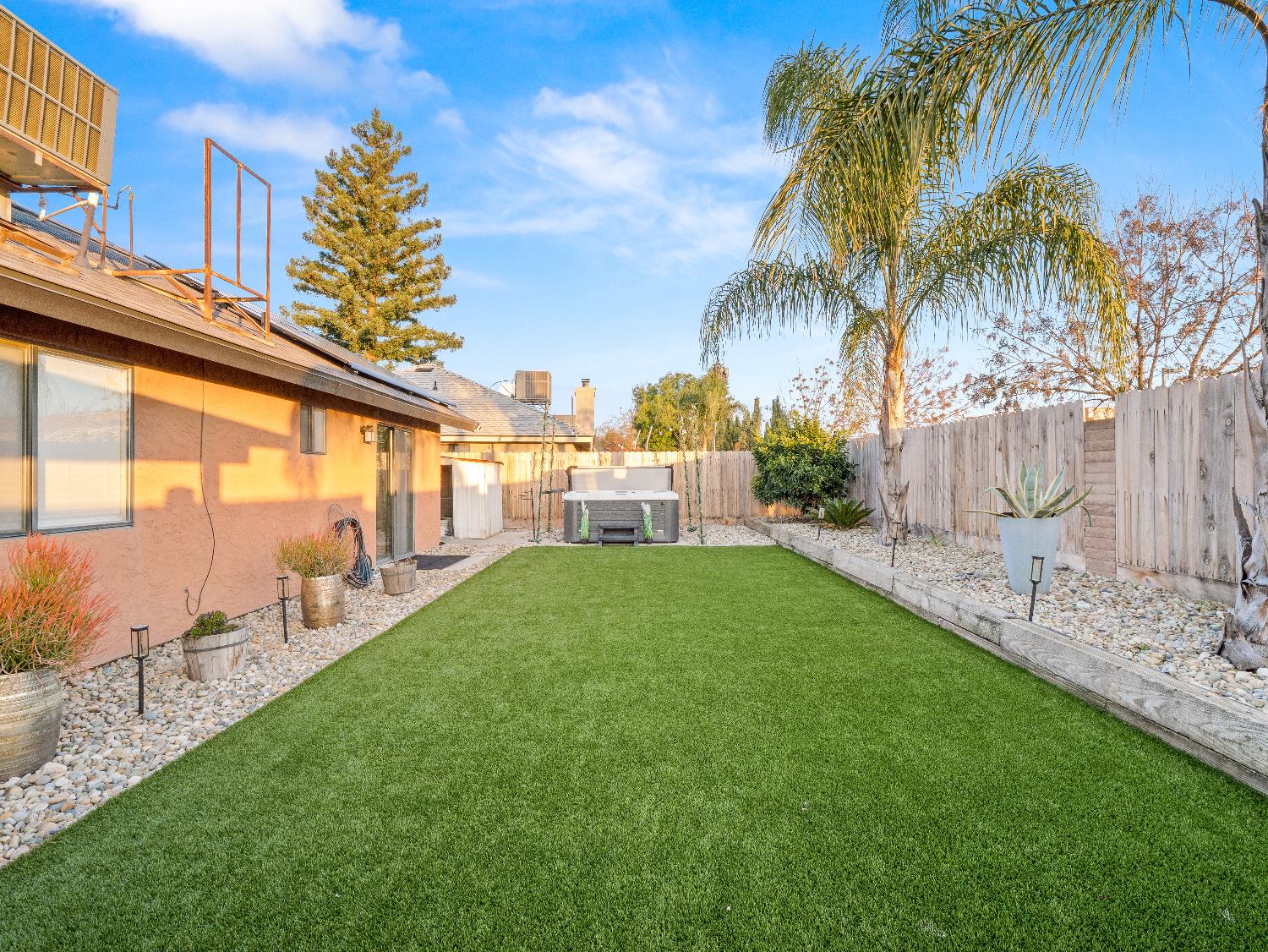 1650 Fir Ave, Clovis, CA 93611