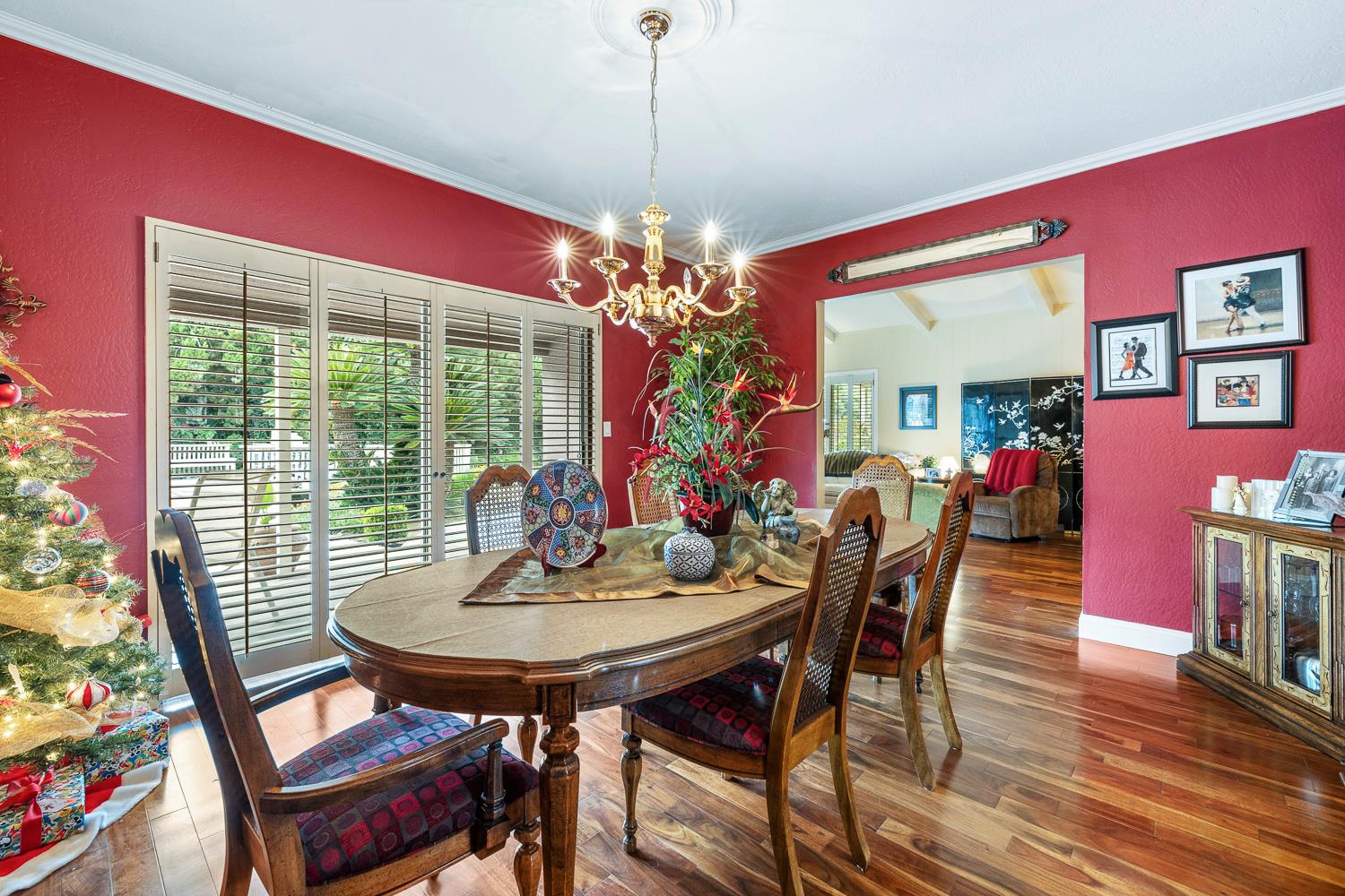 5627 N Kavanagh Ave, Fresno, CA 93711