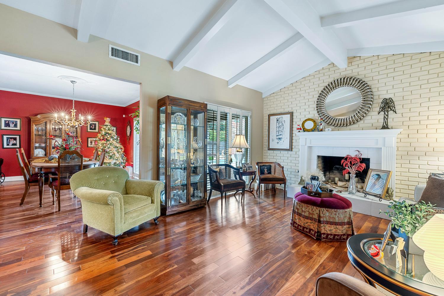 5627 N Kavanagh Ave, Fresno, CA 93711