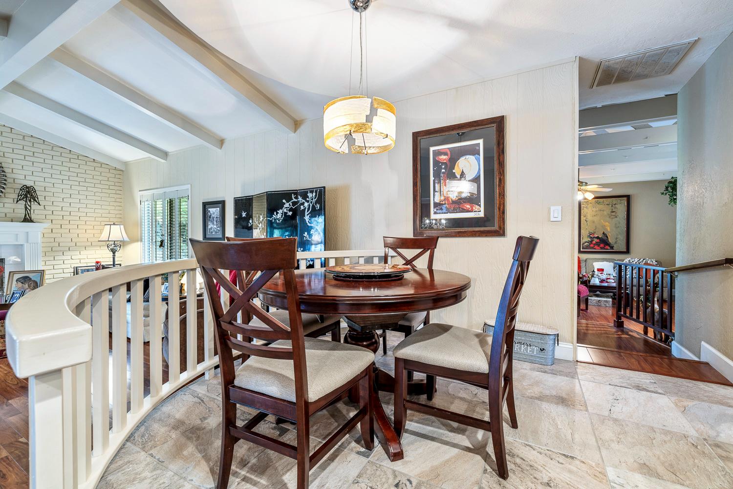 5627 N Kavanagh Ave, Fresno, CA 93711