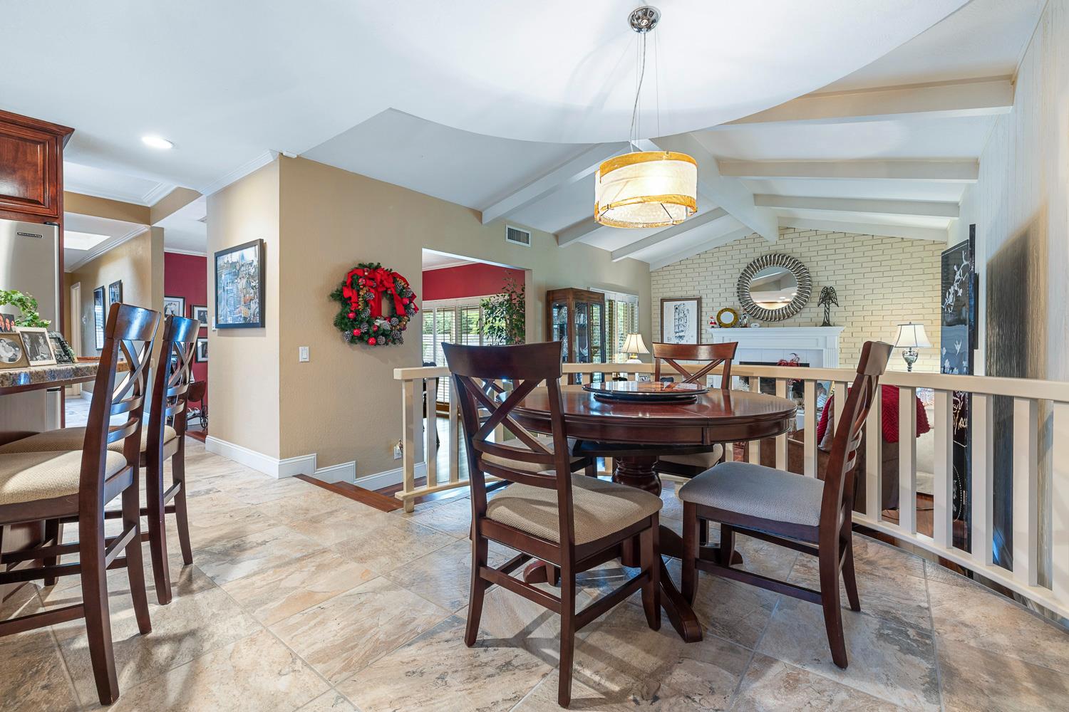 5627 N Kavanagh Ave, Fresno, CA 93711