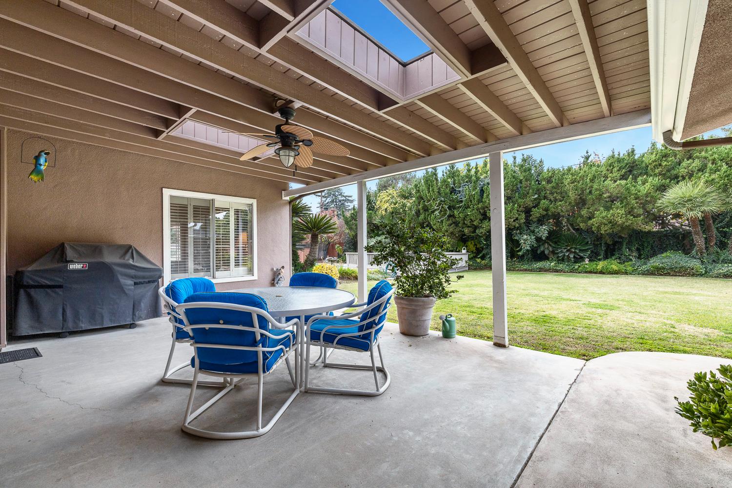 5627 N Kavanagh Ave, Fresno, CA 93711