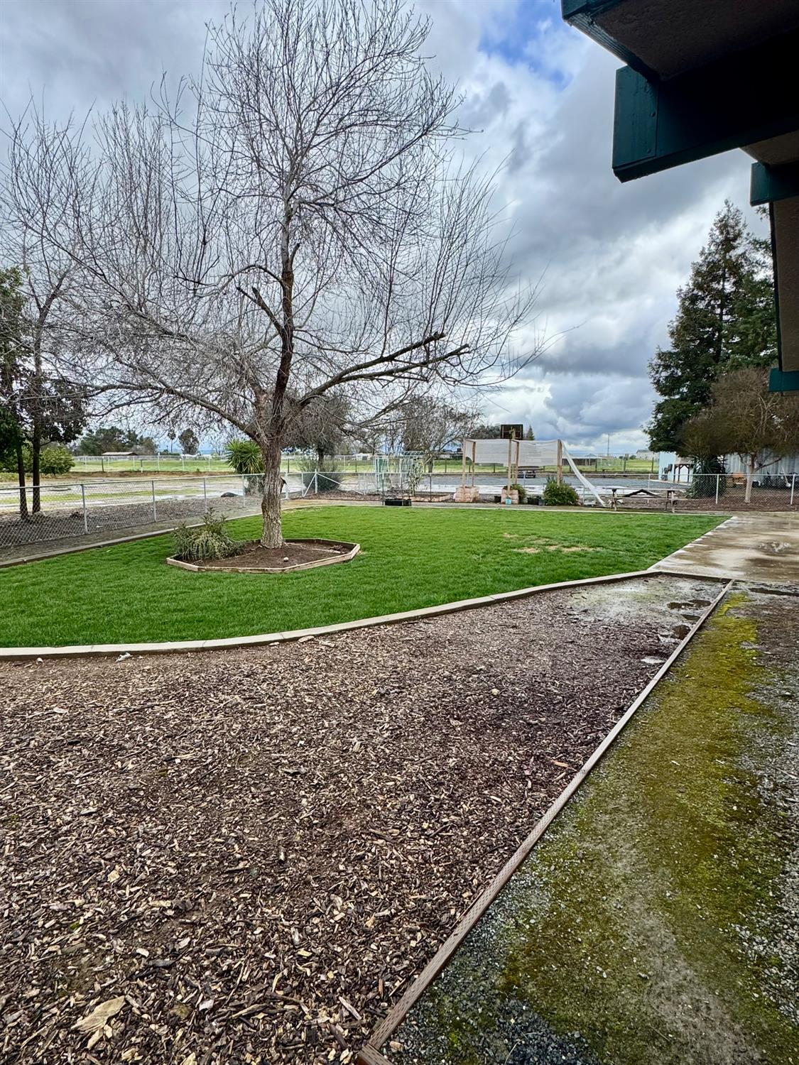 19342 E South Ave, Reedley, CA 93654