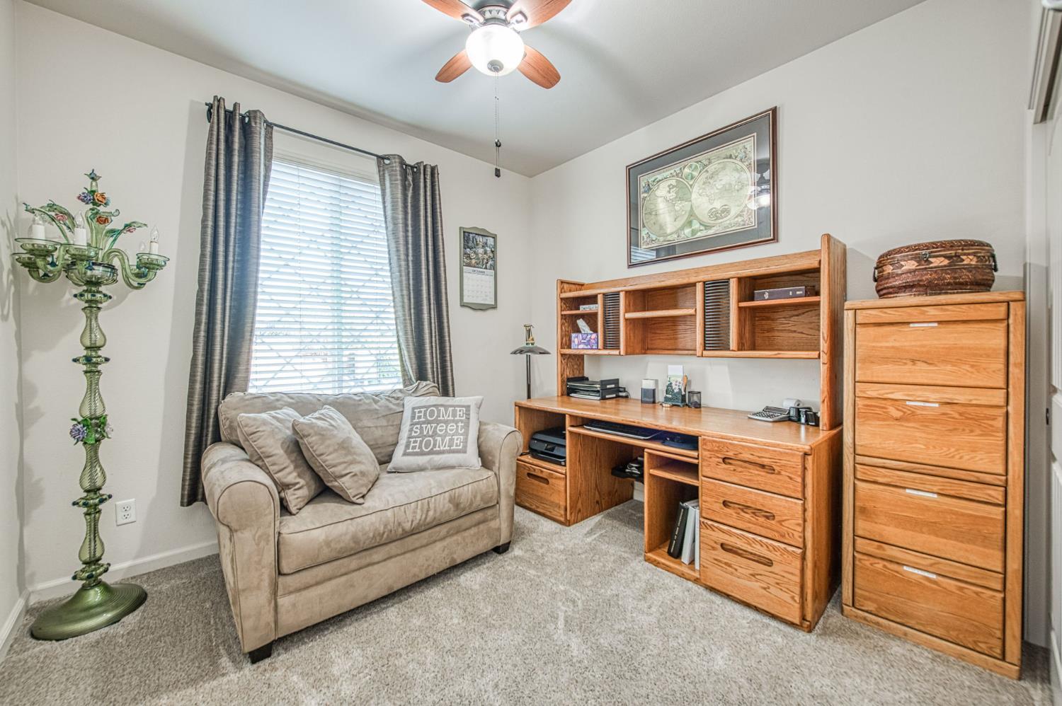 1764 N Mcpherson Ln, Clovis, CA 93619