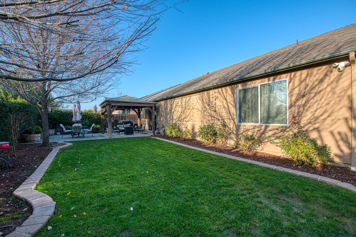 1764 N Mcpherson Ln, Clovis, CA 93619