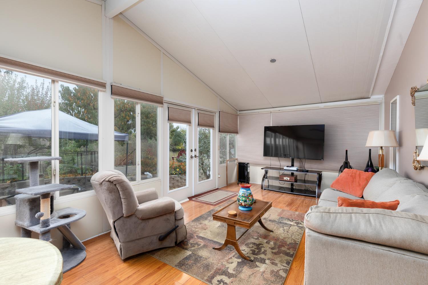 8701 Highway 41 #8, Fresno, CA 93720