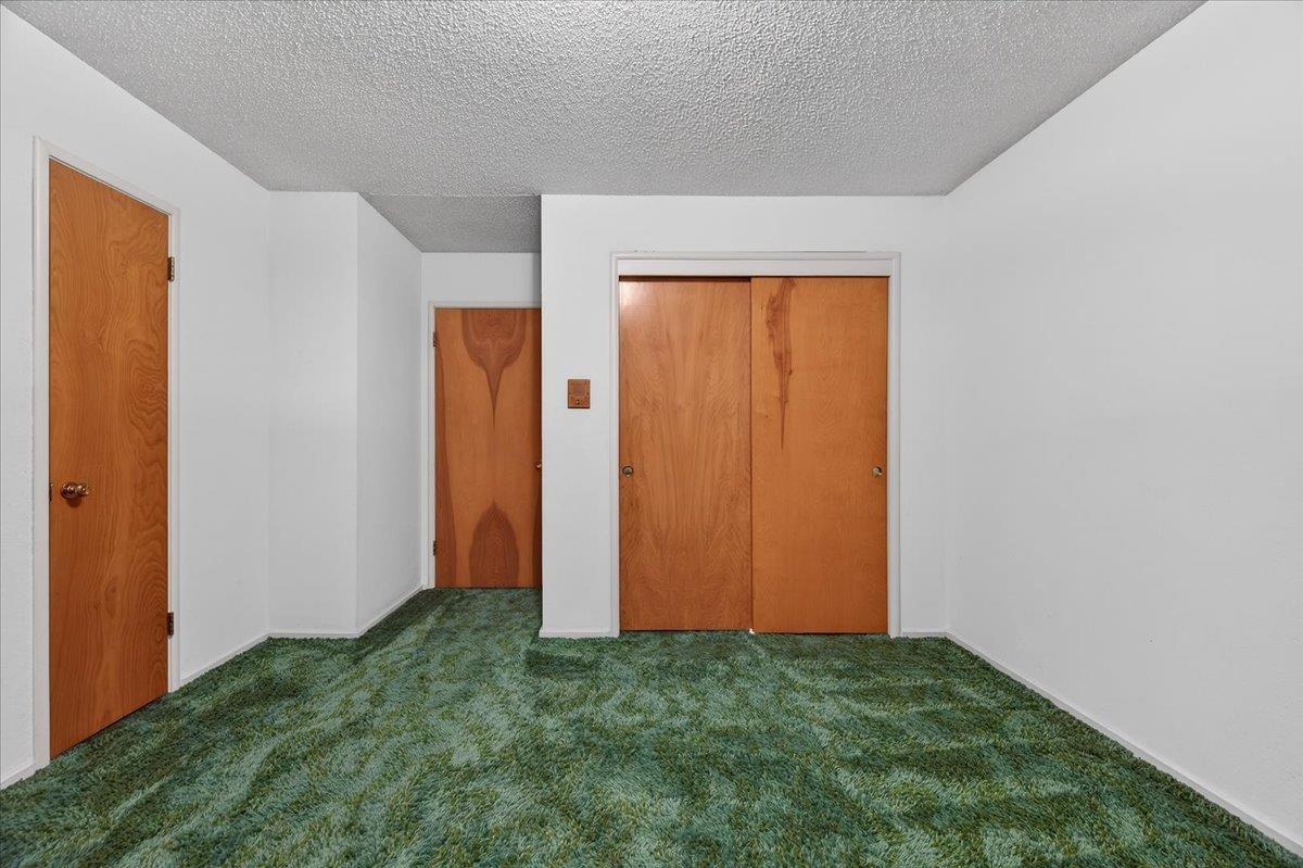 6112 E Montecito Ave, Fresno, CA 93727