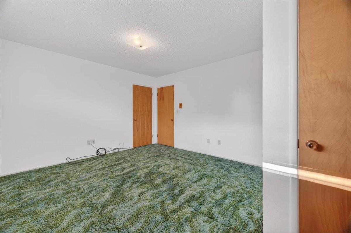 6112 E Montecito Ave, Fresno, CA 93727