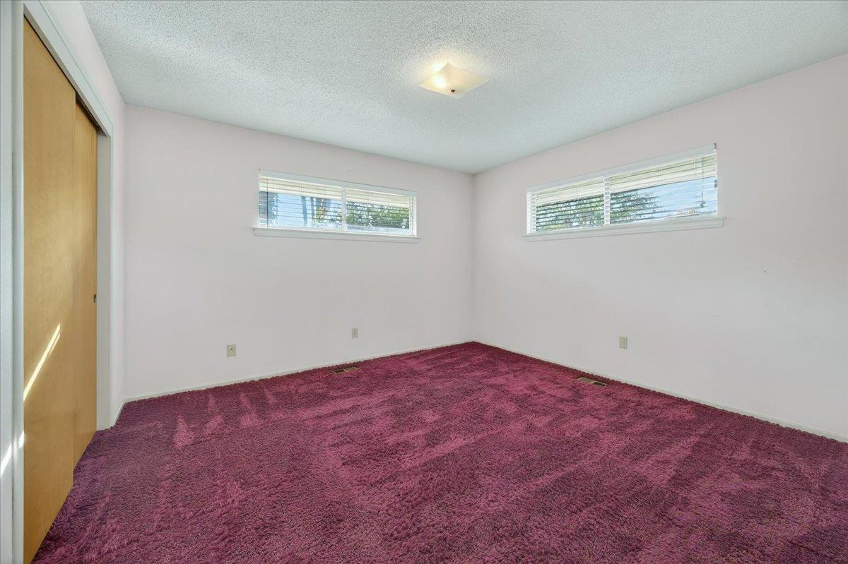 6112 E Montecito Ave, Fresno, CA 93727