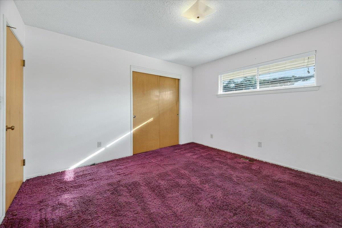 6112 E Montecito Ave, Fresno, CA 93727