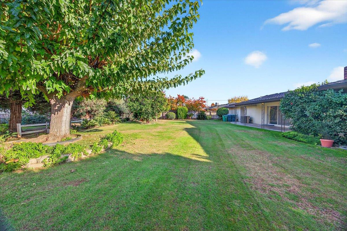 6112 E Montecito Ave, Fresno, CA 93727