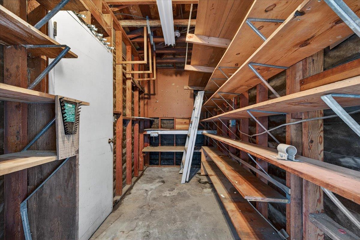 6112 E Montecito Ave, Fresno, CA 93727