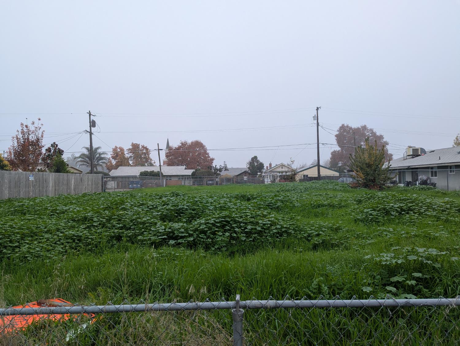 521 O St, Sanger, CA 93657