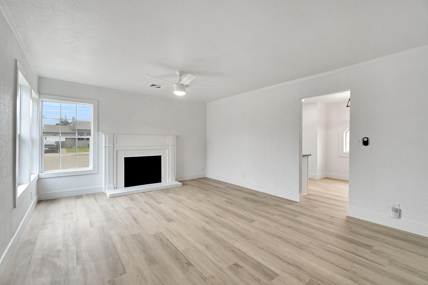 1503 N Pacific Ave, Fresno, CA 93728