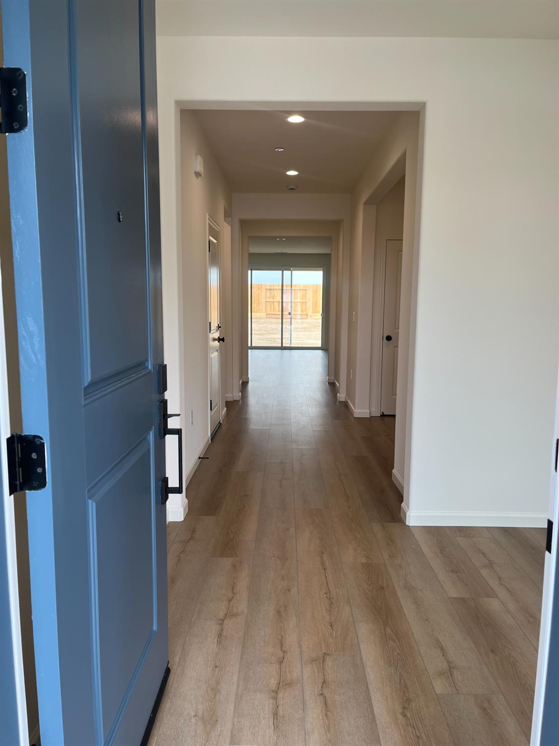 1252 Catherdral Ct S, Madera, CA 93636