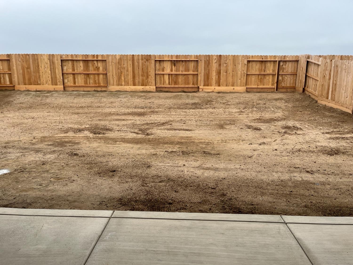 1252 Catherdral Ct S, Madera, CA 93636