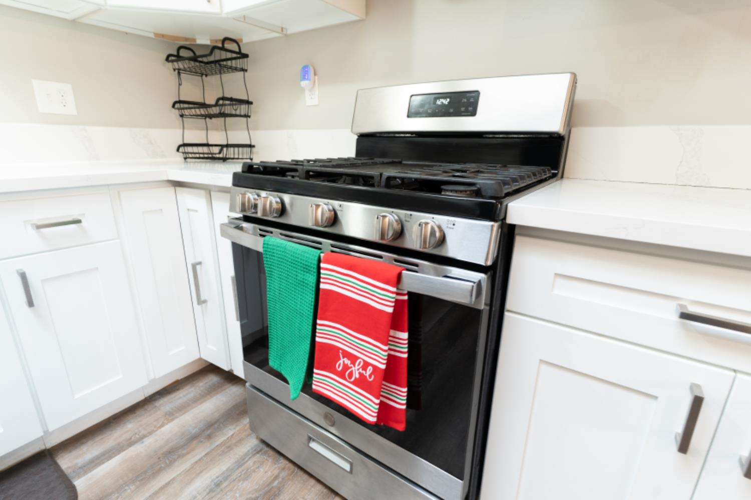 4860 E Amherst Ave, Fresno, CA 93703